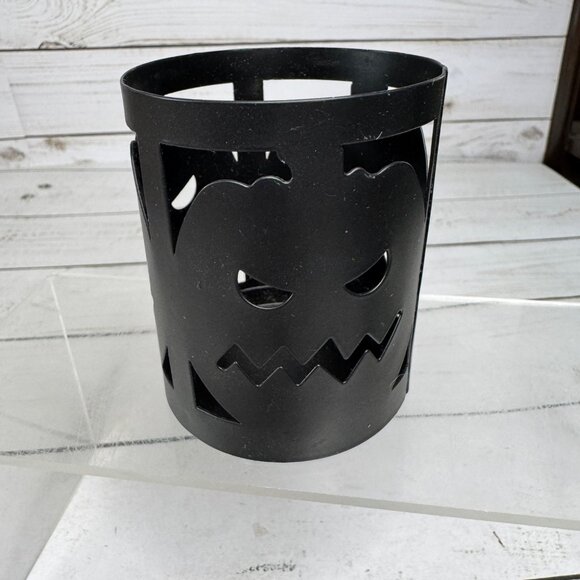 Halloween Jack-O-Lantern Black Metal Candle Holder Pumpkin Cutout 4" Tall - Picture 2 of 8